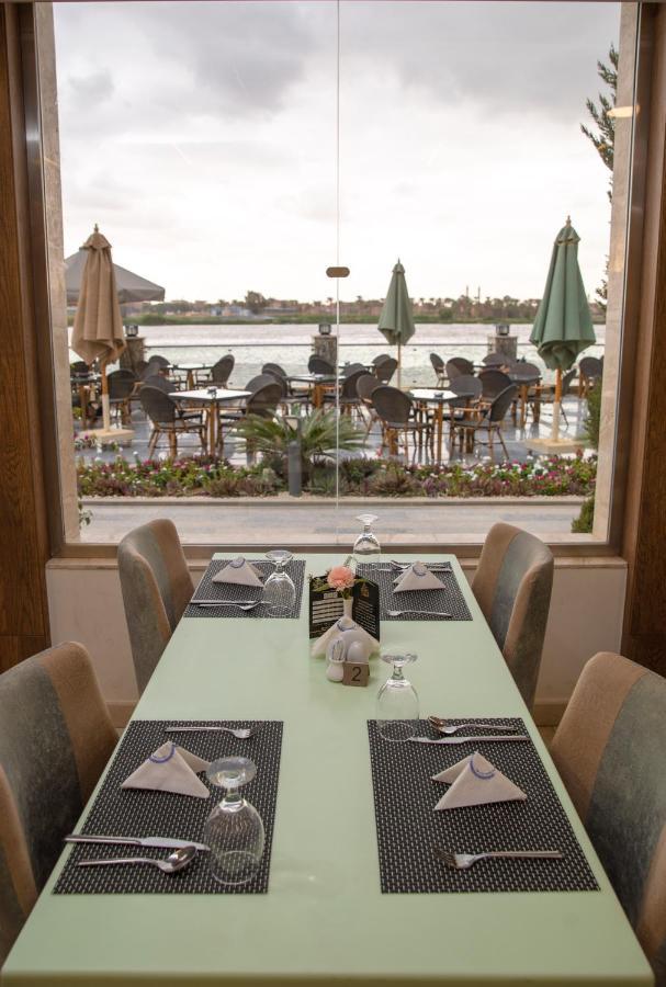 Nile Club Hotel *